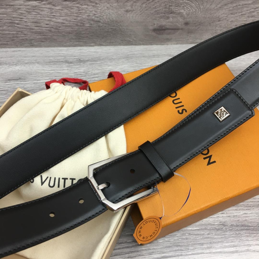 Louis Vuitton 35mm Leather Belt - FashionPlug