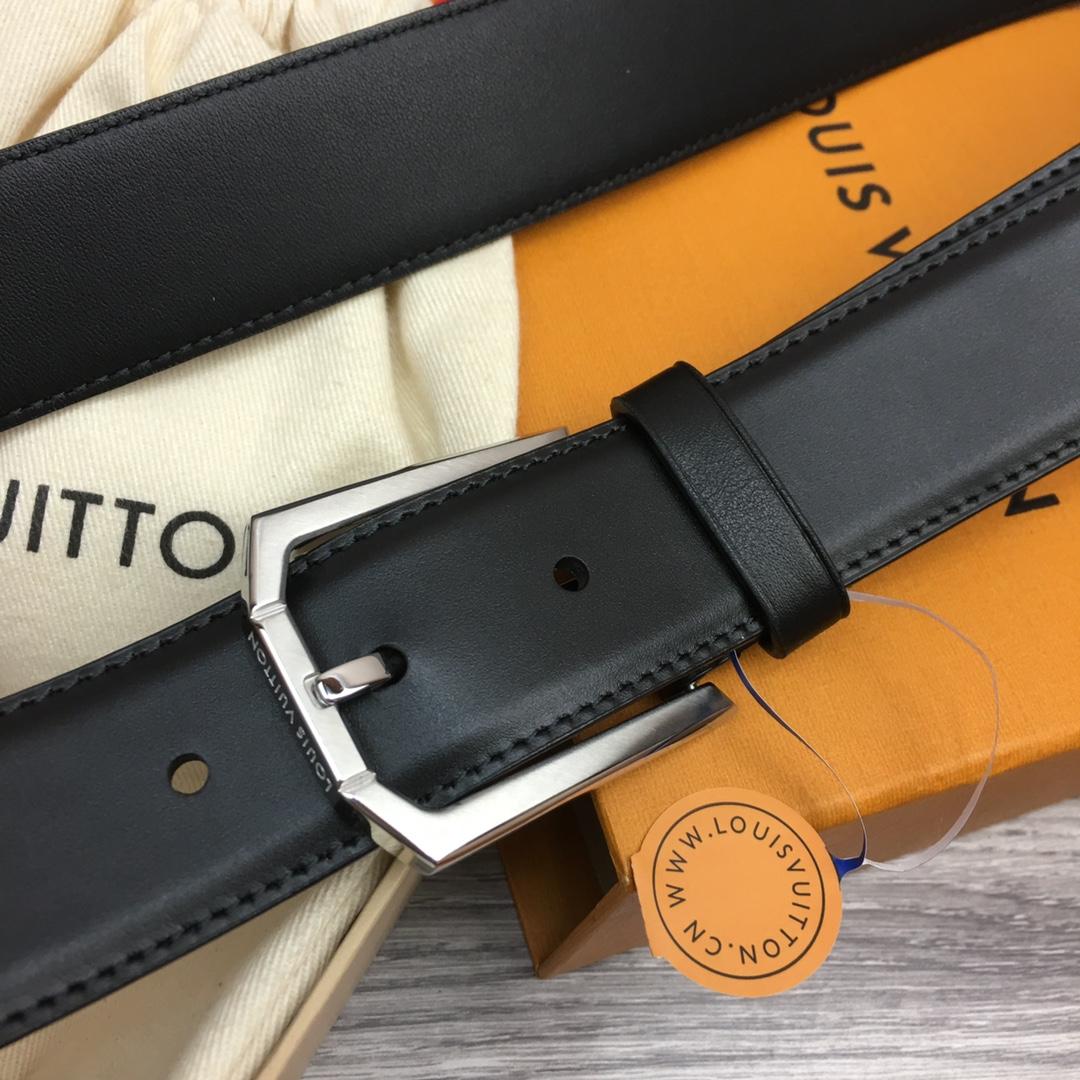 Louis Vuitton 35mm Leather Belt - FashionPlug