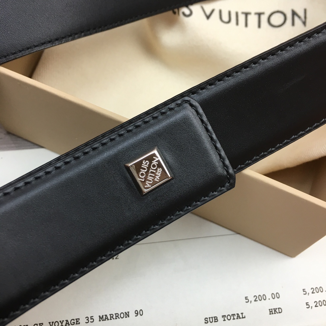 Louis Vuitton 35mm Leather Belt - FashionPlug