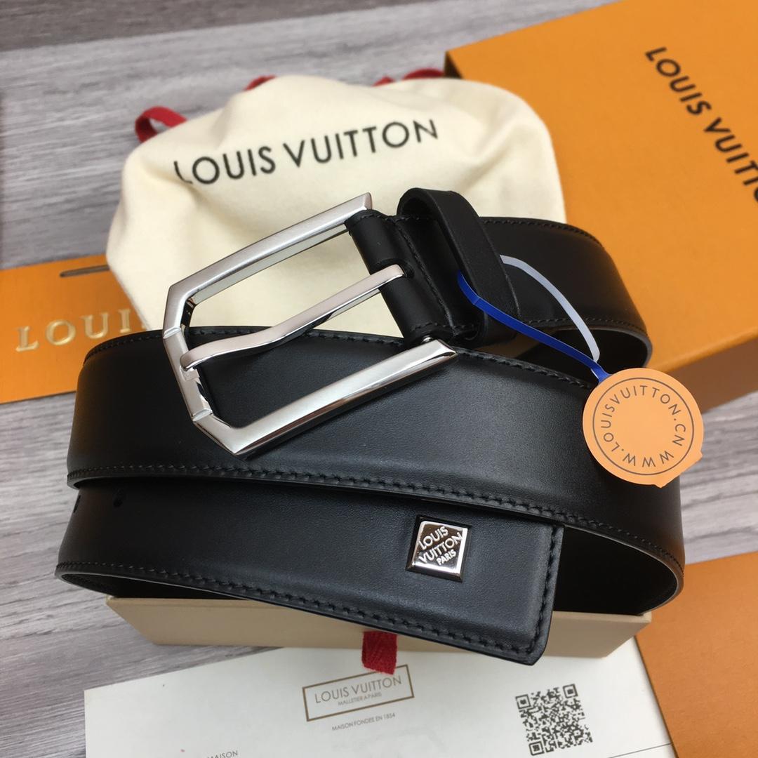 Louis Vuitton 35mm Leather Belt - FashionPlug