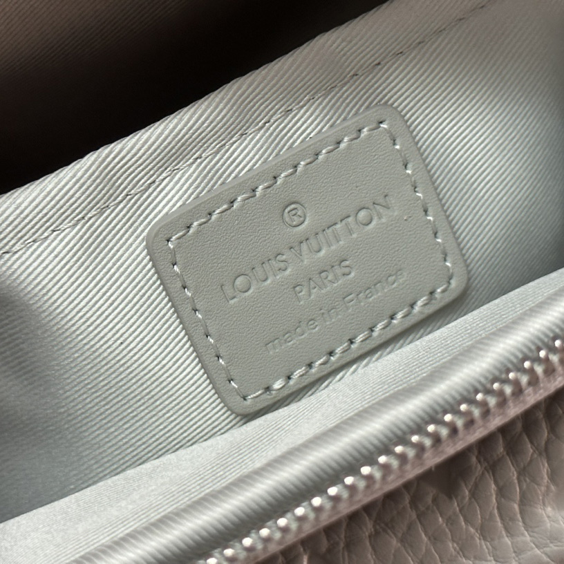 Louis Vuitton S-Lock Messenger  M23152 - FashionPlug