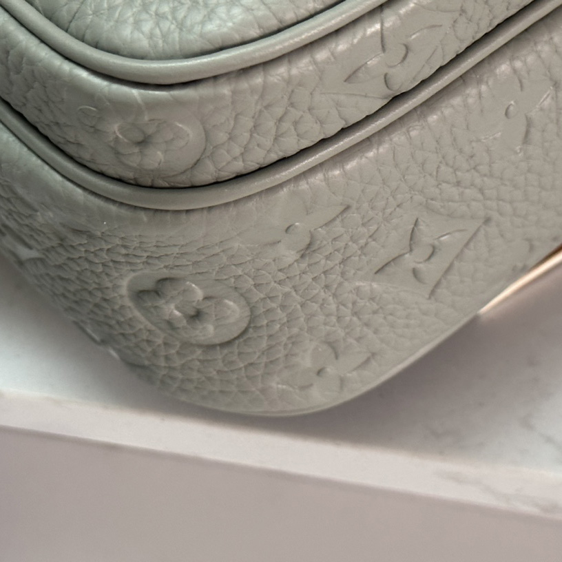 Louis Vuitton S-Lock Messenger  M23152 - FashionPlug