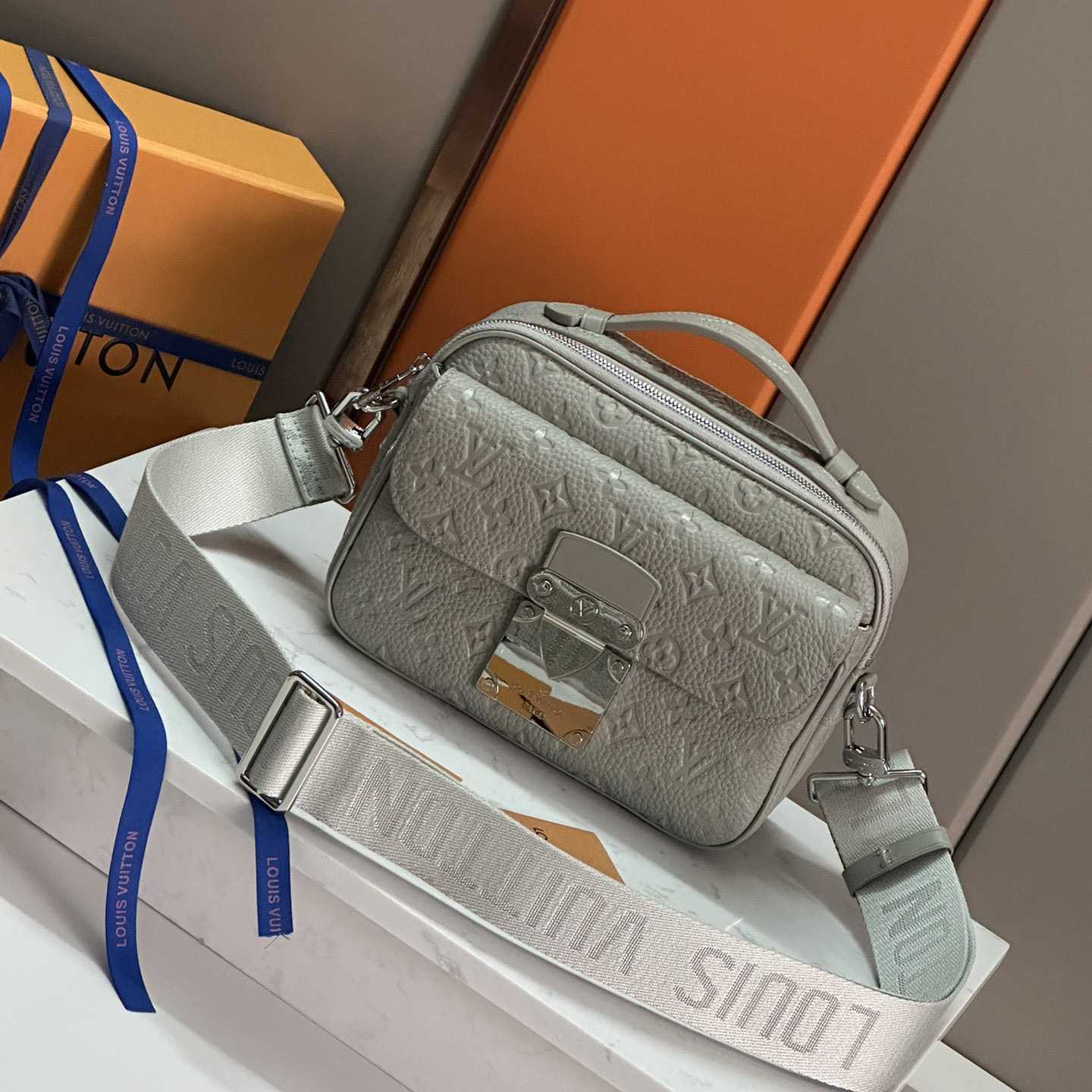 Louis Vuitton S-Lock Messenger  M23152 - FashionPlug