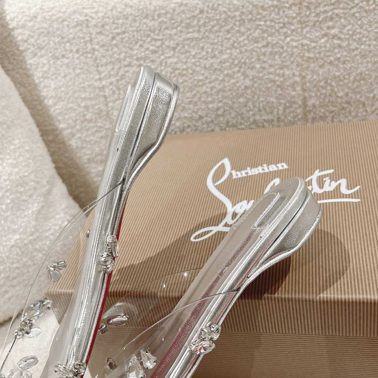 Christian Louboutin Degraqueenie Mule - FashionPlug
