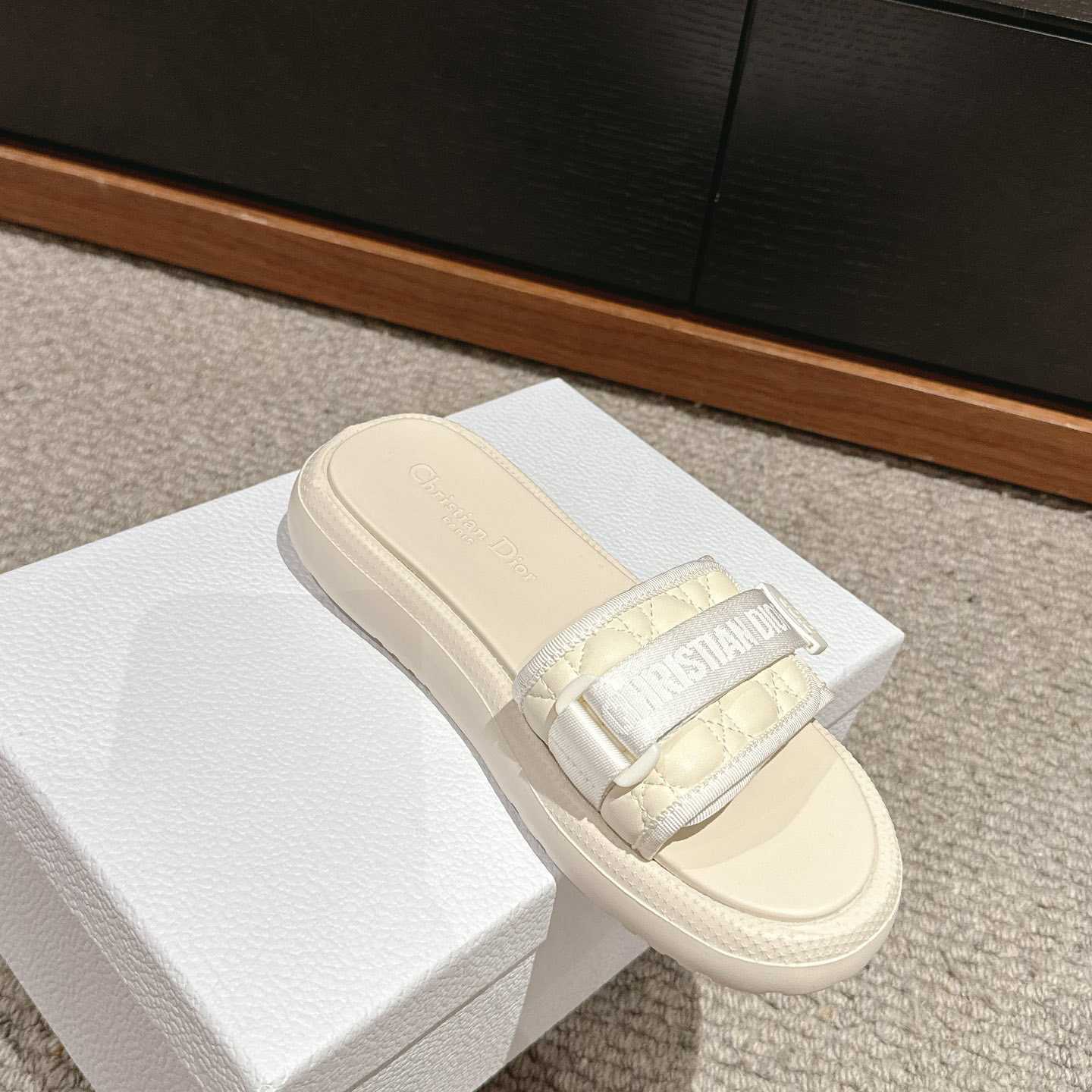 Dior Dioriviera Dio(r)evolution Slide - FashionPlug