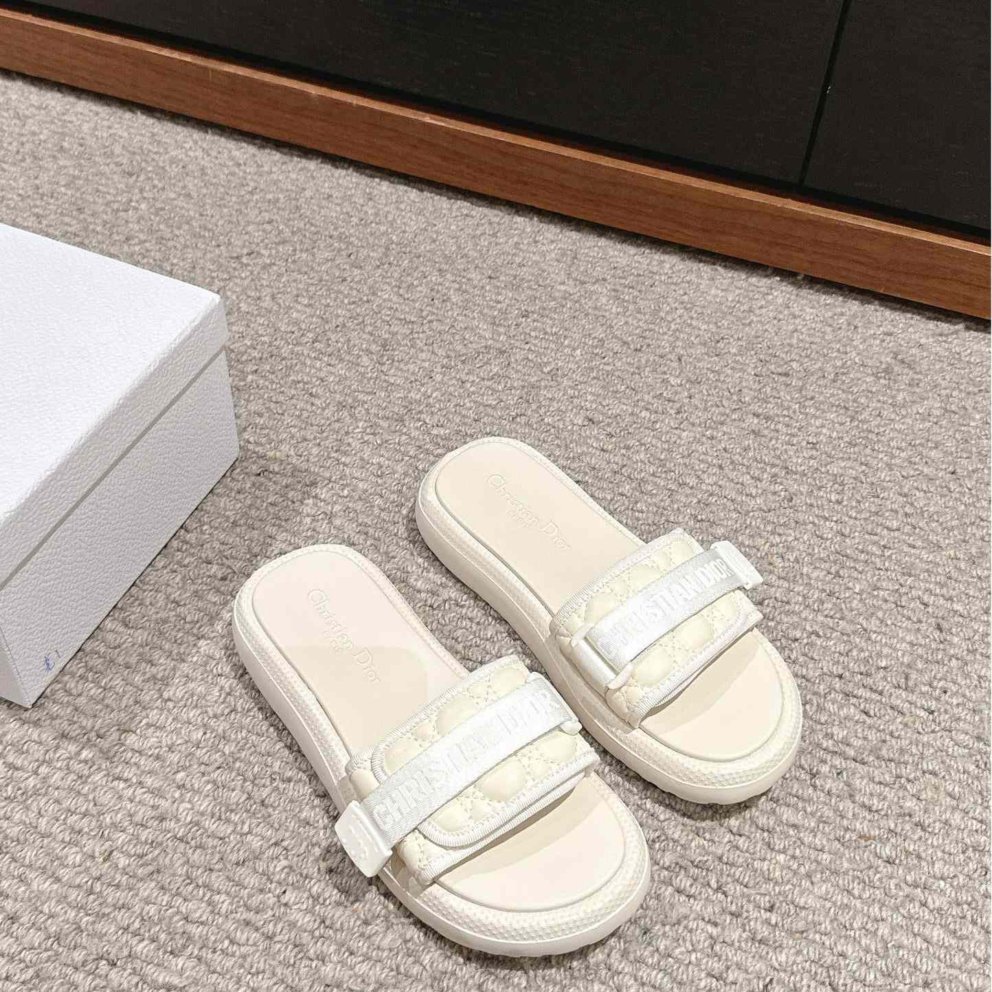 Dior Dioriviera Dio(r)evolution Slide - FashionPlug