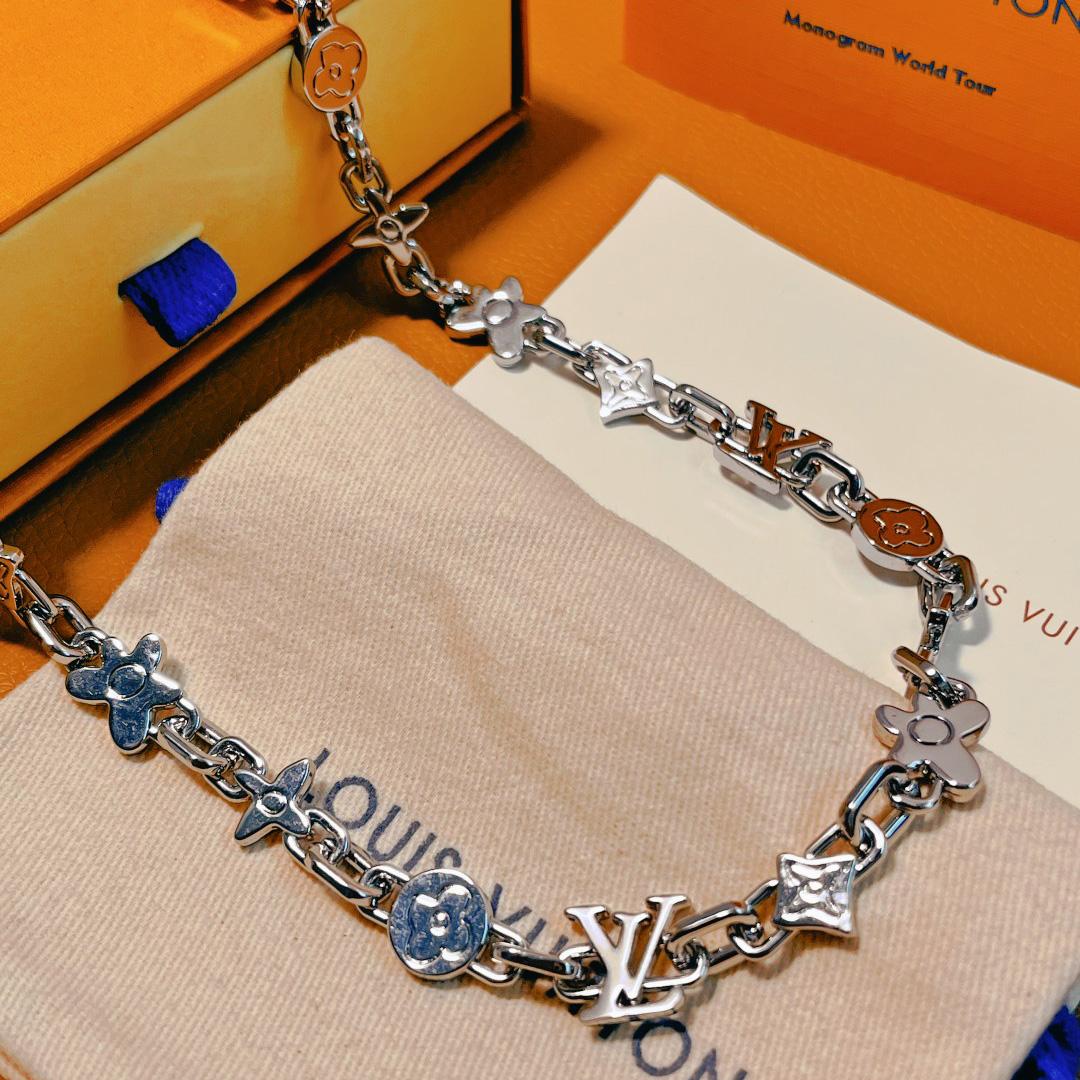 Louis Vuitton Monogram Craggy Necklace  M01880 - FashionPlug