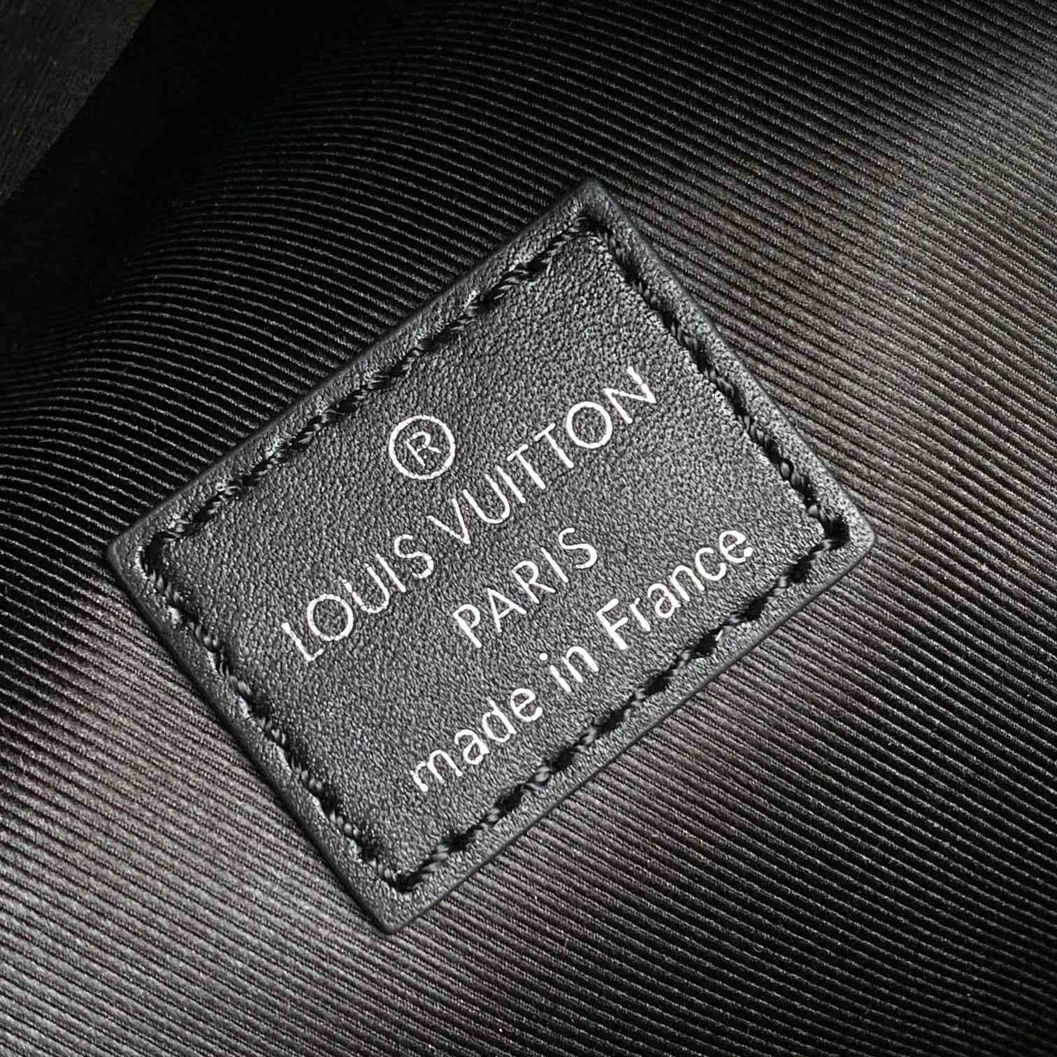 Louis Vuitton Discovery Backpack PM    M11641 - FashionPlug