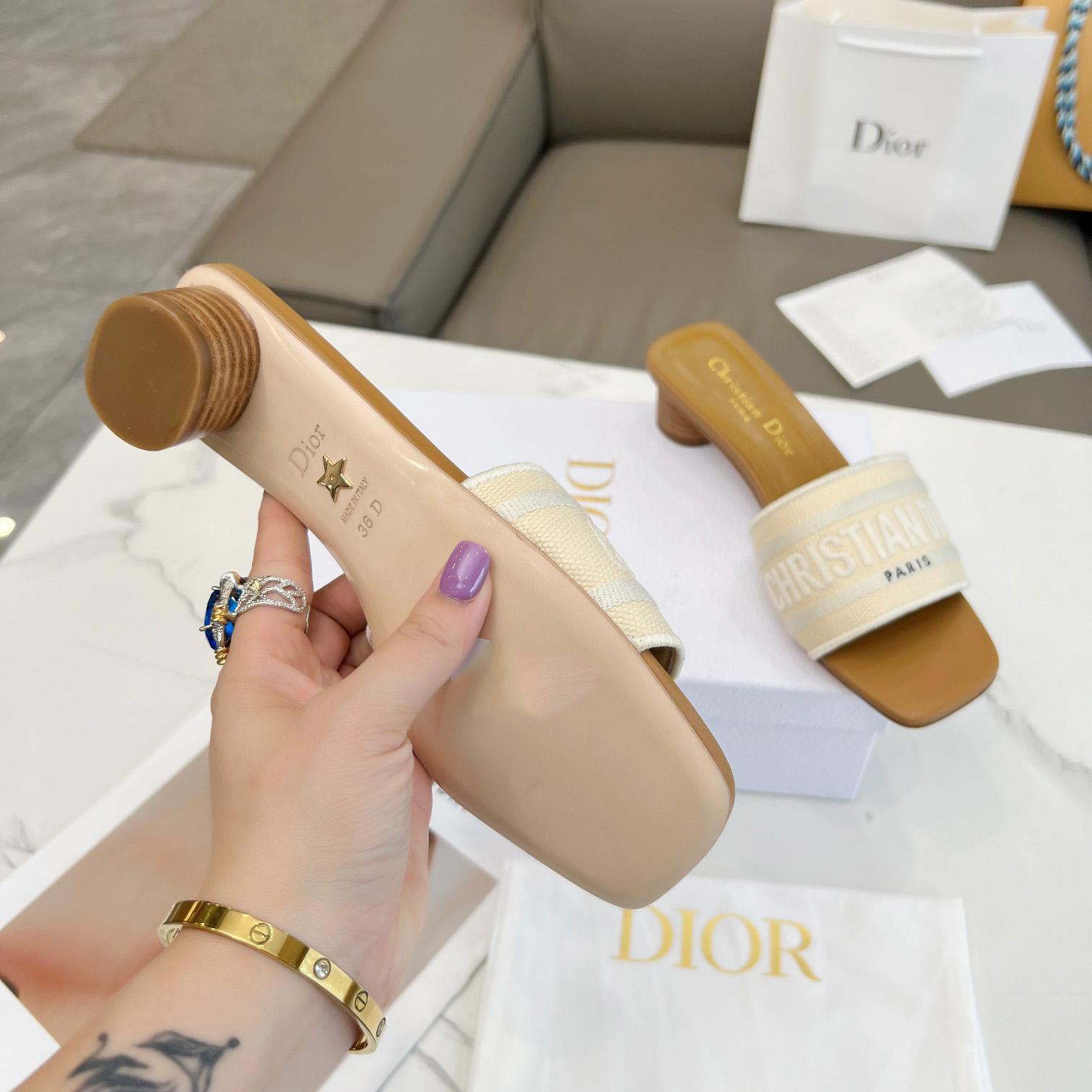 Dior Dioriviera Dway Heeled Slide - FashionPlug