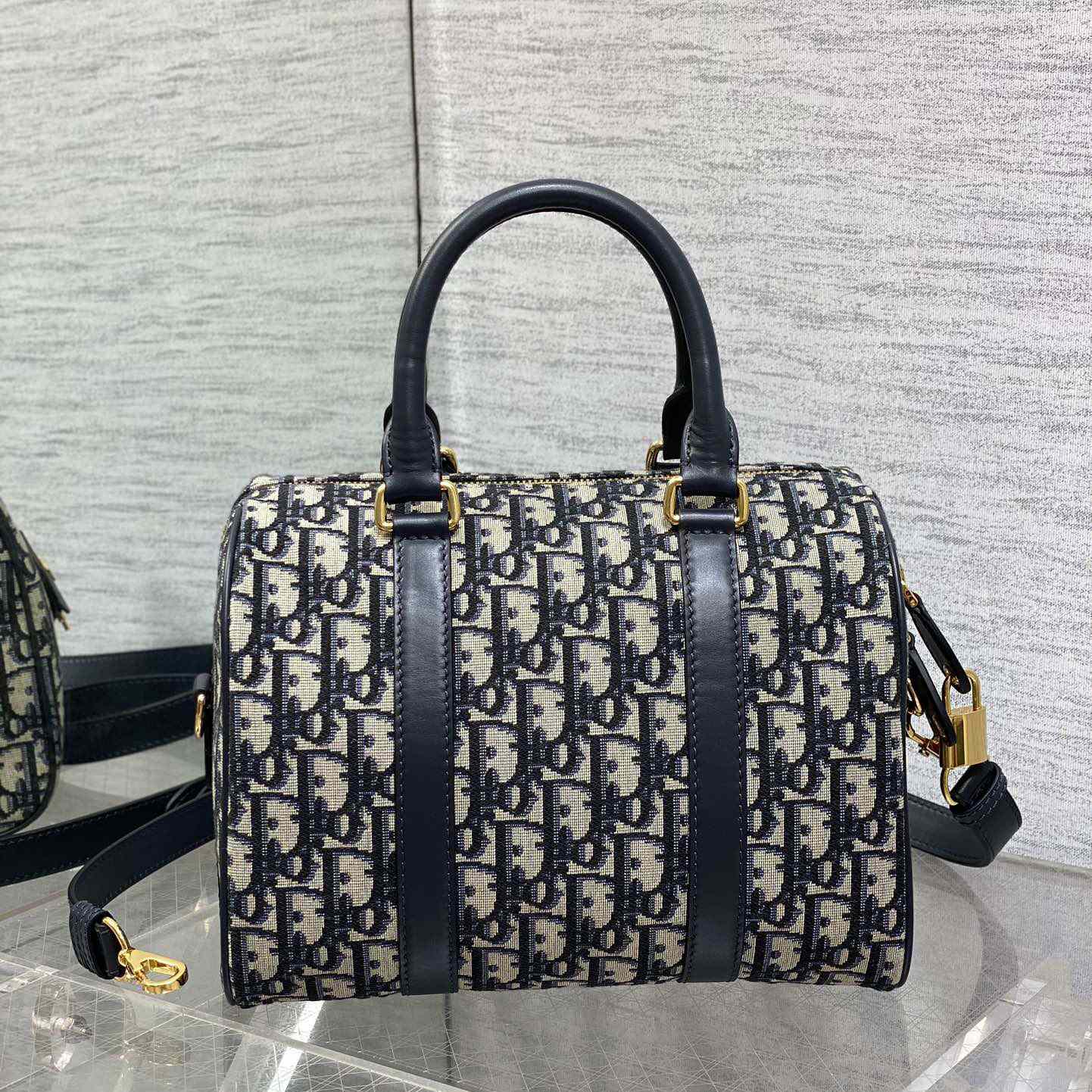 Dior Groove 25 Bag - FashionPlug