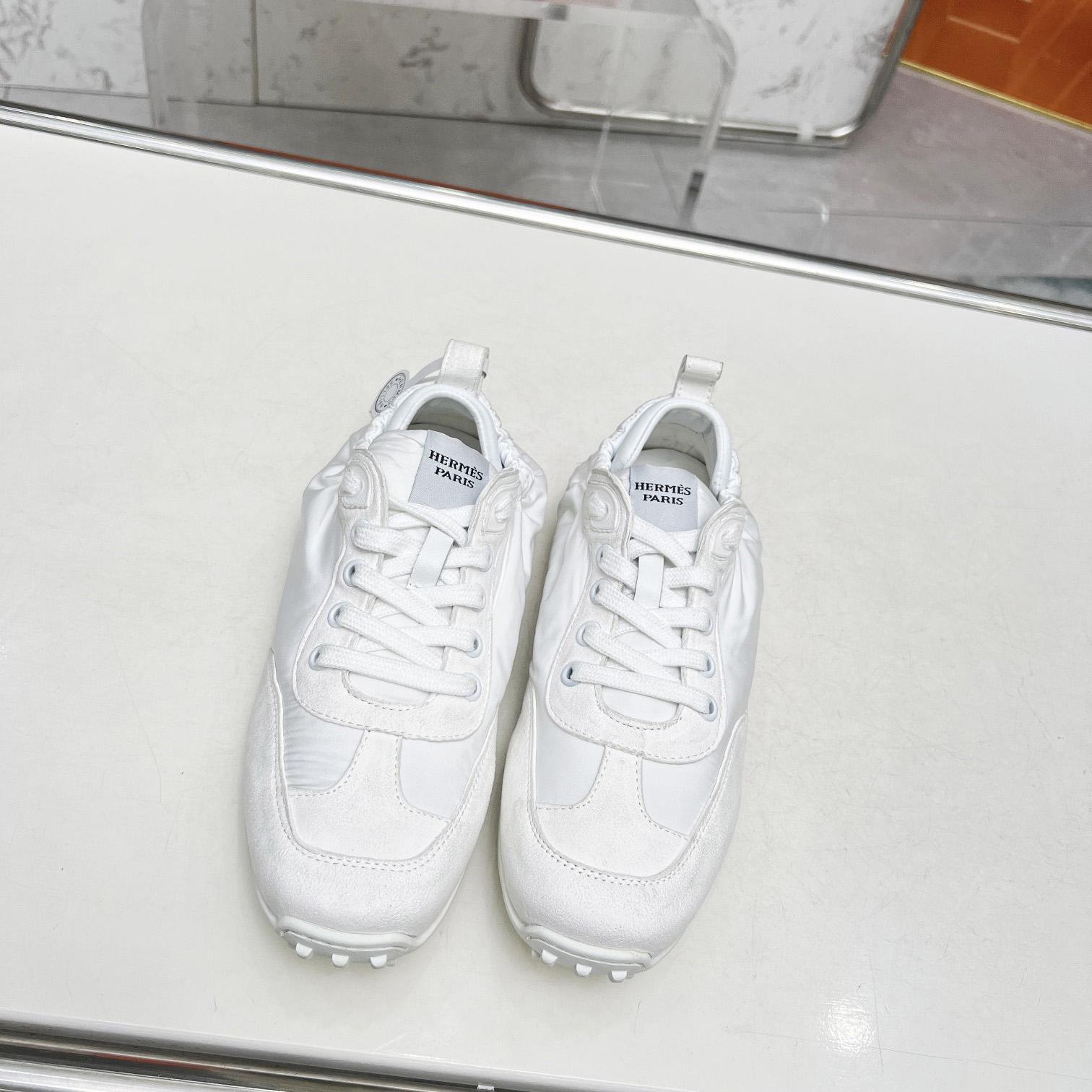 Hermes In Sneaker - FashionPlug