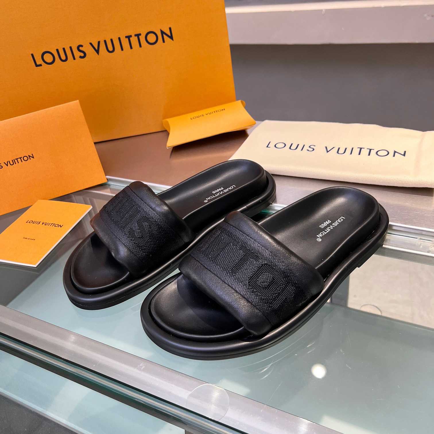 Louis Vuitton LV Bliss Comfort Mule   1ACTJ7 - FashionPlug