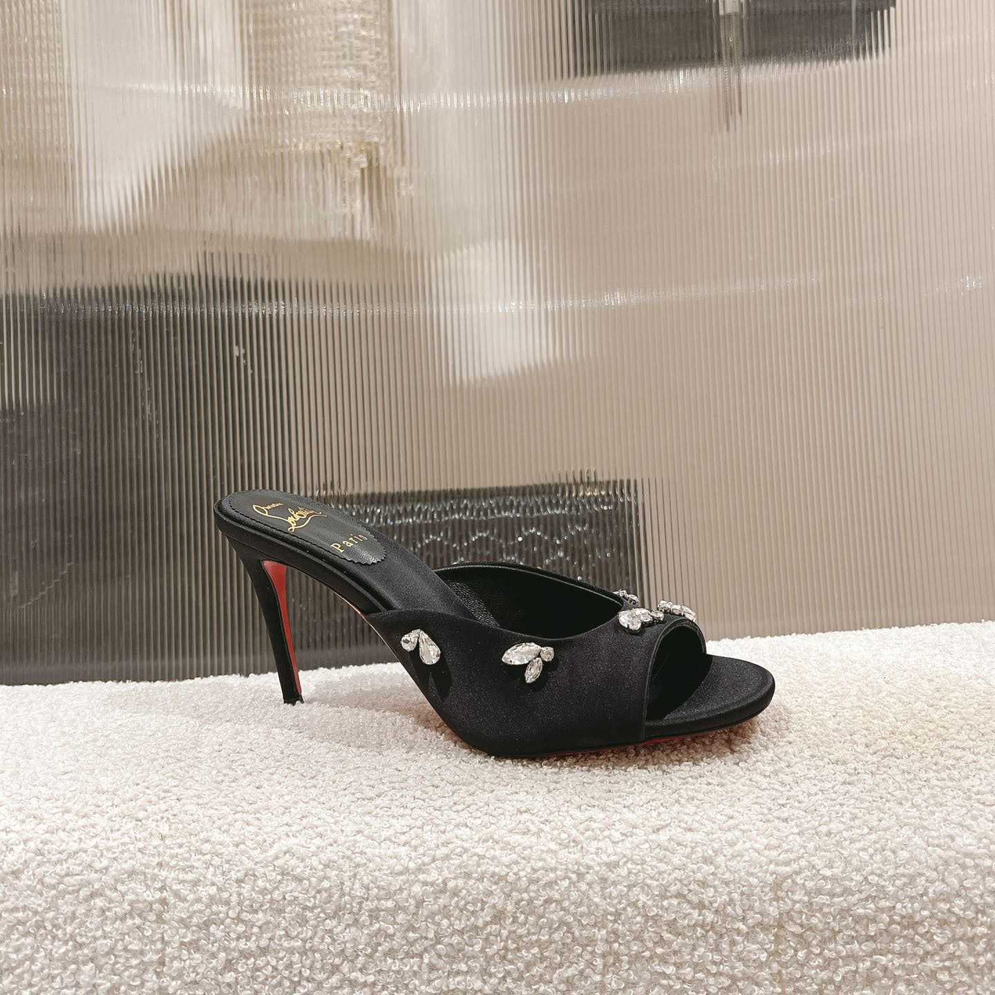 Christian Louboutin Degraqueen 85mm Satin Mules - FashionPlug