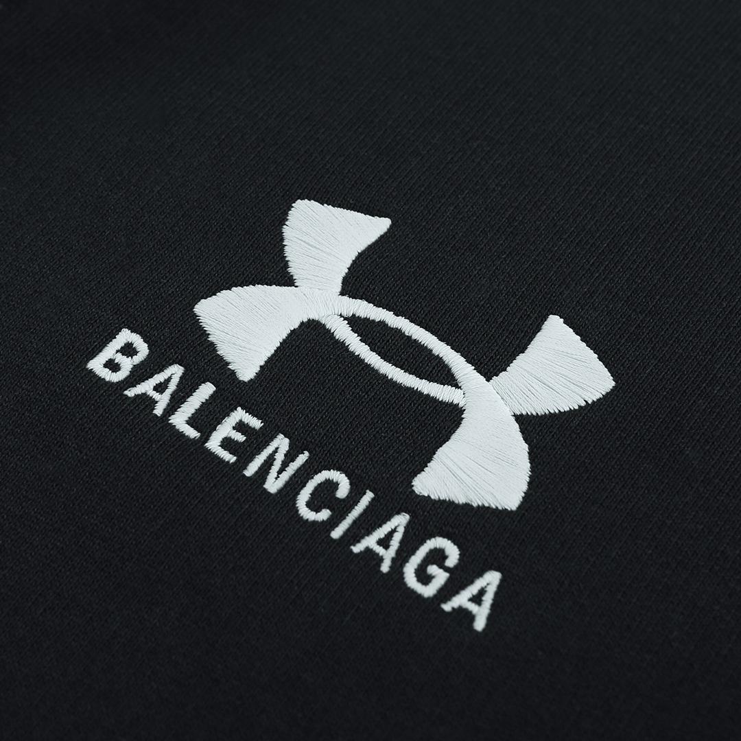 Balenciaga x Under Armour Zip-Up Hoodie Regular Fit - FashionPlug