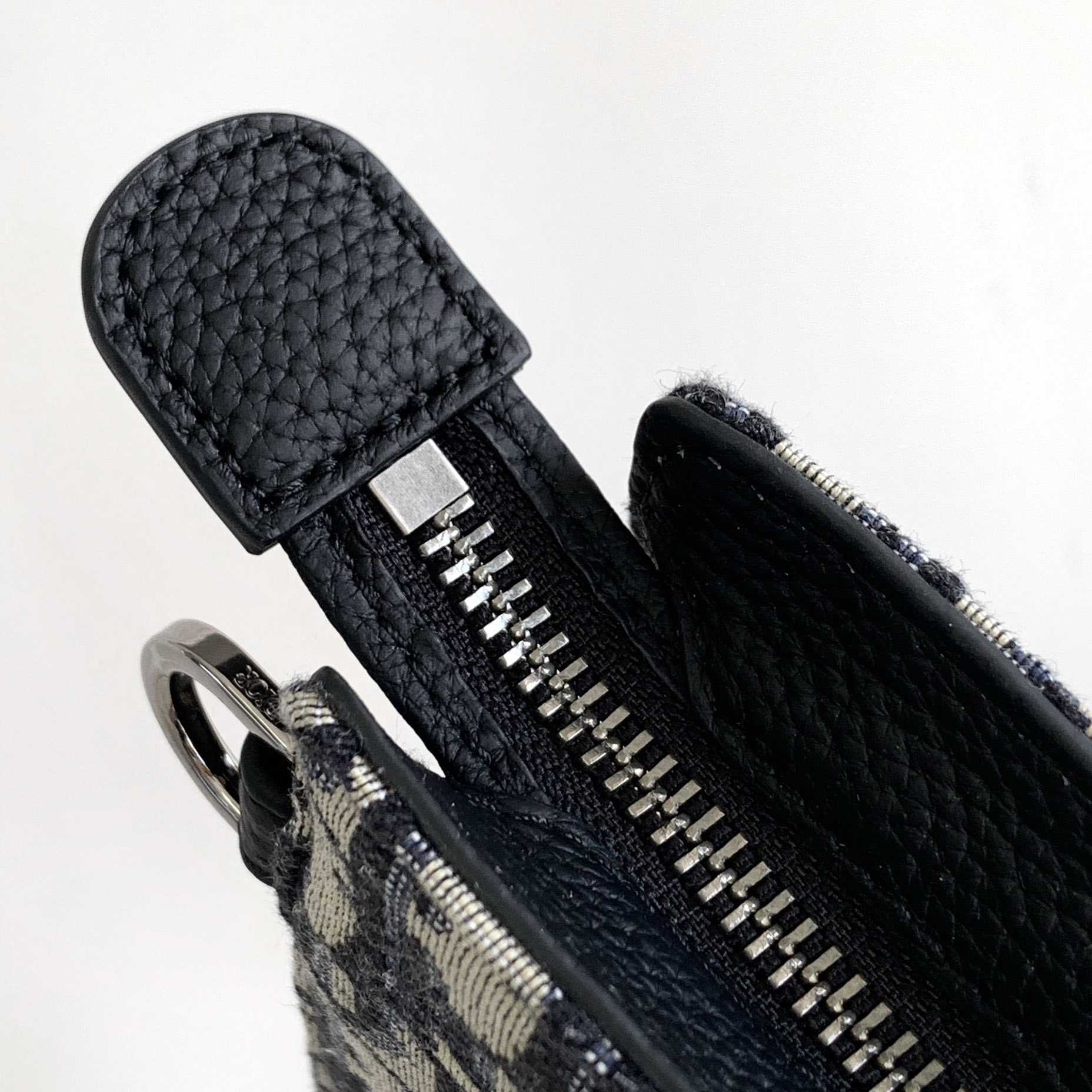 Dior A5 Triangle Pouch - FashionPlug