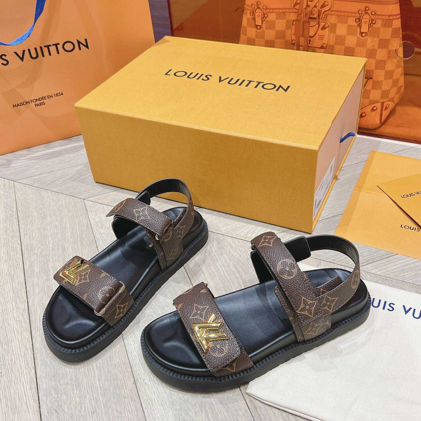 Louis Vuitton LV Sunset Flat Comfort Sandal   1ACL9C - FashionPlug