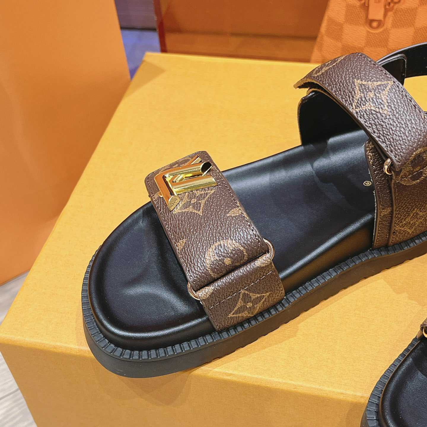 Louis Vuitton LV Sunset Flat Comfort Sandal   1ACL9C - FashionPlug