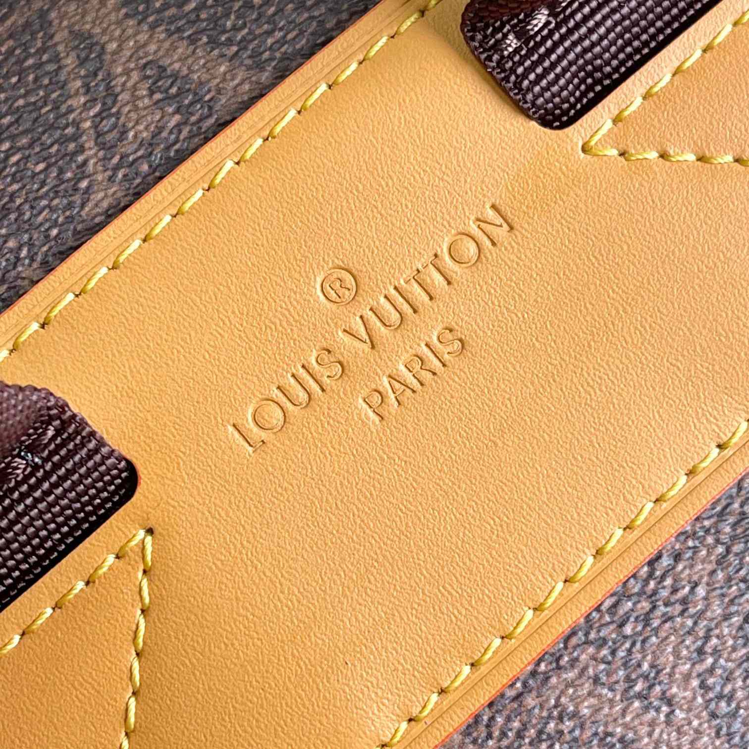 Louis Vuitton Montsouris Backpack   M11540 - FashionPlug