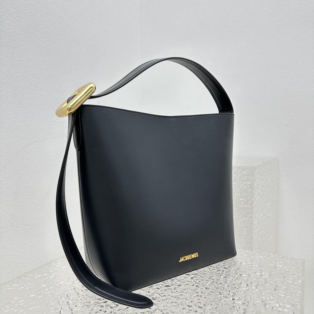 Jacquemus Le Regalo Leather Bucket Bag (30x33x14cm) - FashionPlug