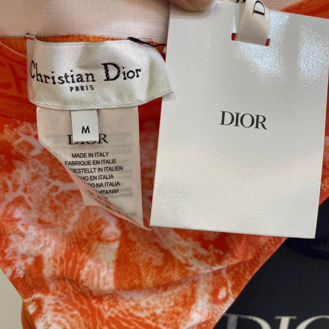 Dior Two-Piece Suits - FashionPlug