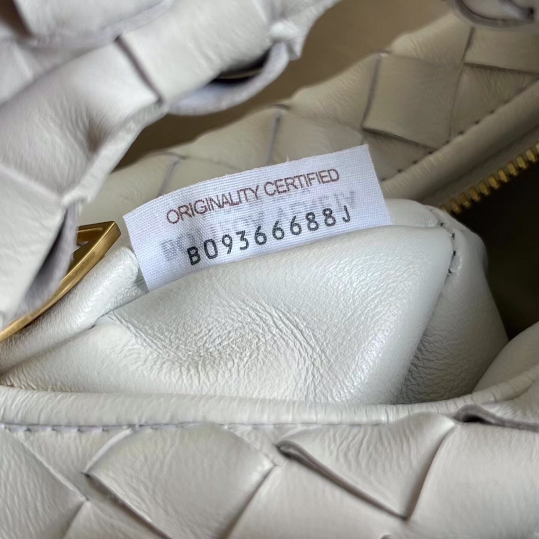 Bottega Veneta Candy Jodie  (16*17*6.5cm) - FashionPlug