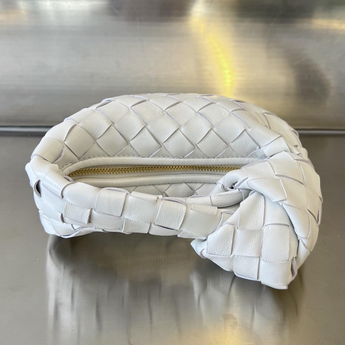 Bottega Veneta Candy Jodie  (16*17*6.5cm) - FashionPlug