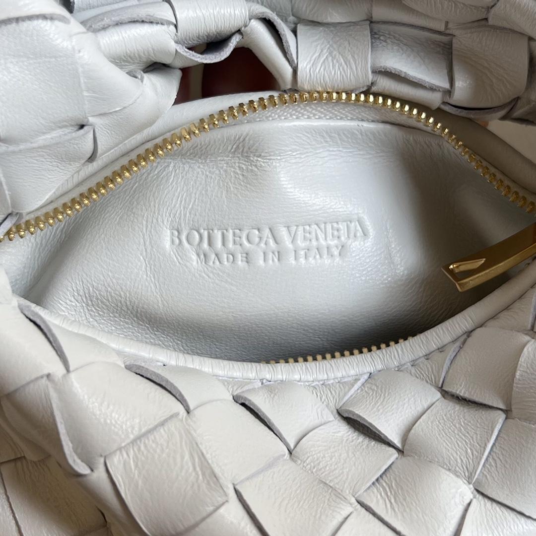 Bottega Veneta Candy Jodie  (16*17*6.5cm) - FashionPlug