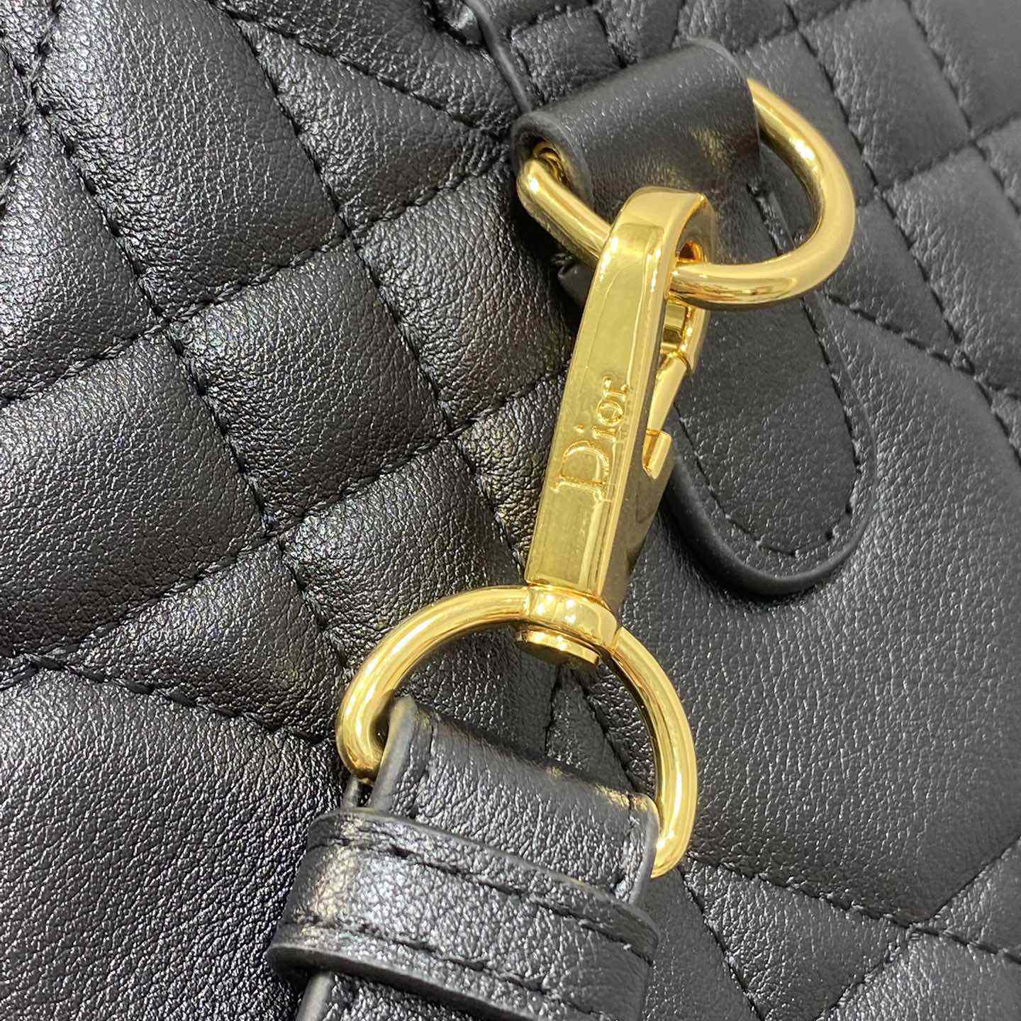 Dior Groove 25 Bag - FashionPlug