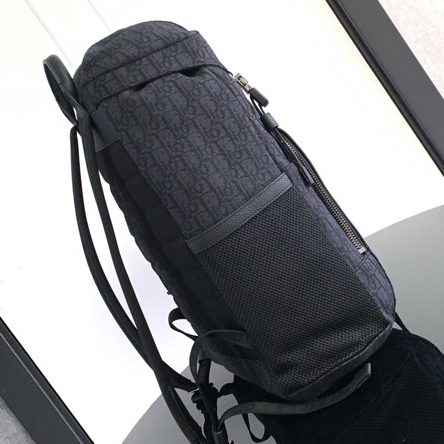Dior 8 Backpack With Flap - FashionPlug