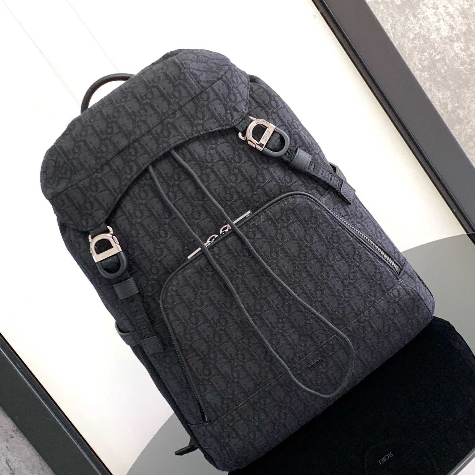 Dior 8 Backpack With Flap - FashionPlug