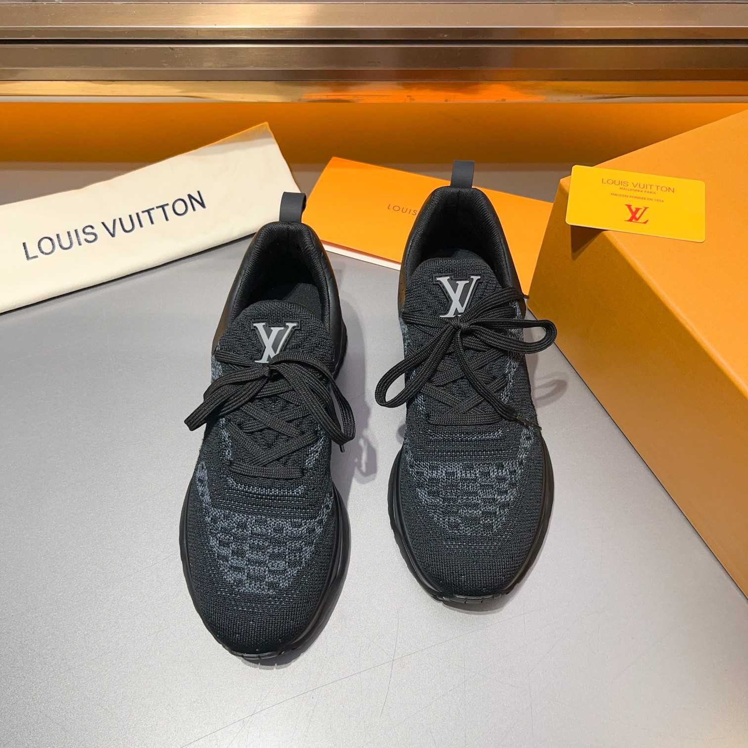 Louis Vuitton VNR Sneaker   - FashionPlug
