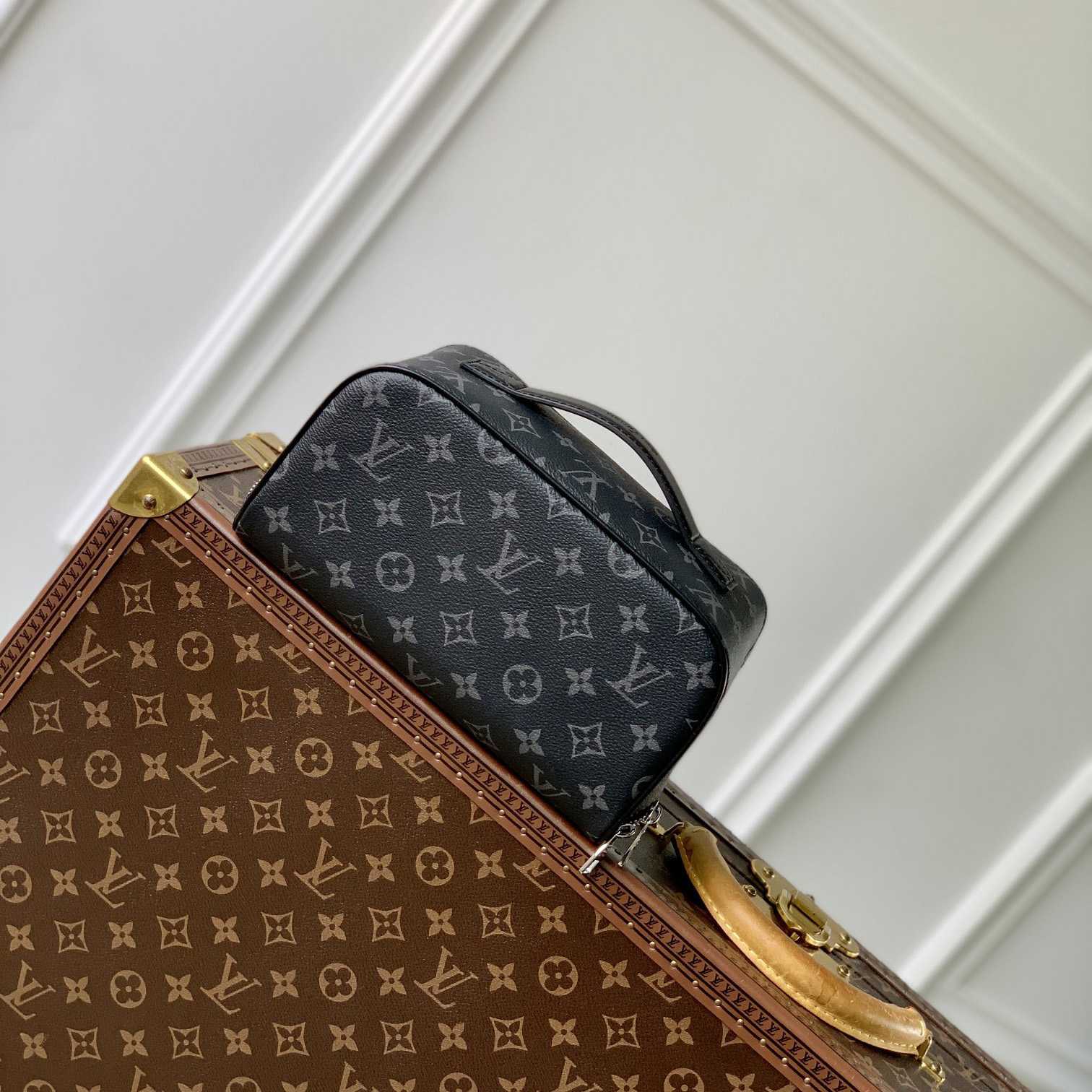 Louis Vuitton Toiletry Bag   M11508 - FashionPlug