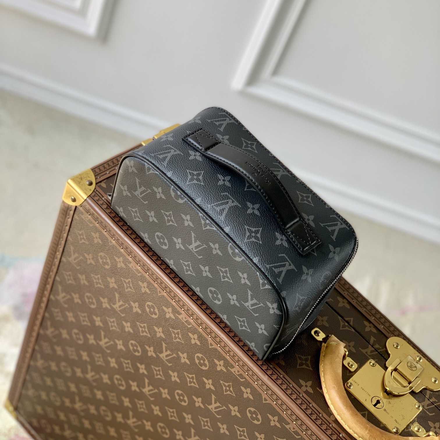 Louis Vuitton Toiletry Bag   M11508 - FashionPlug