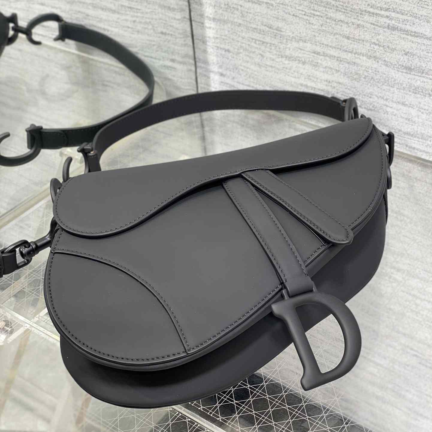 Dior Saddle Bag (24×6×18cm) - FashionPlug