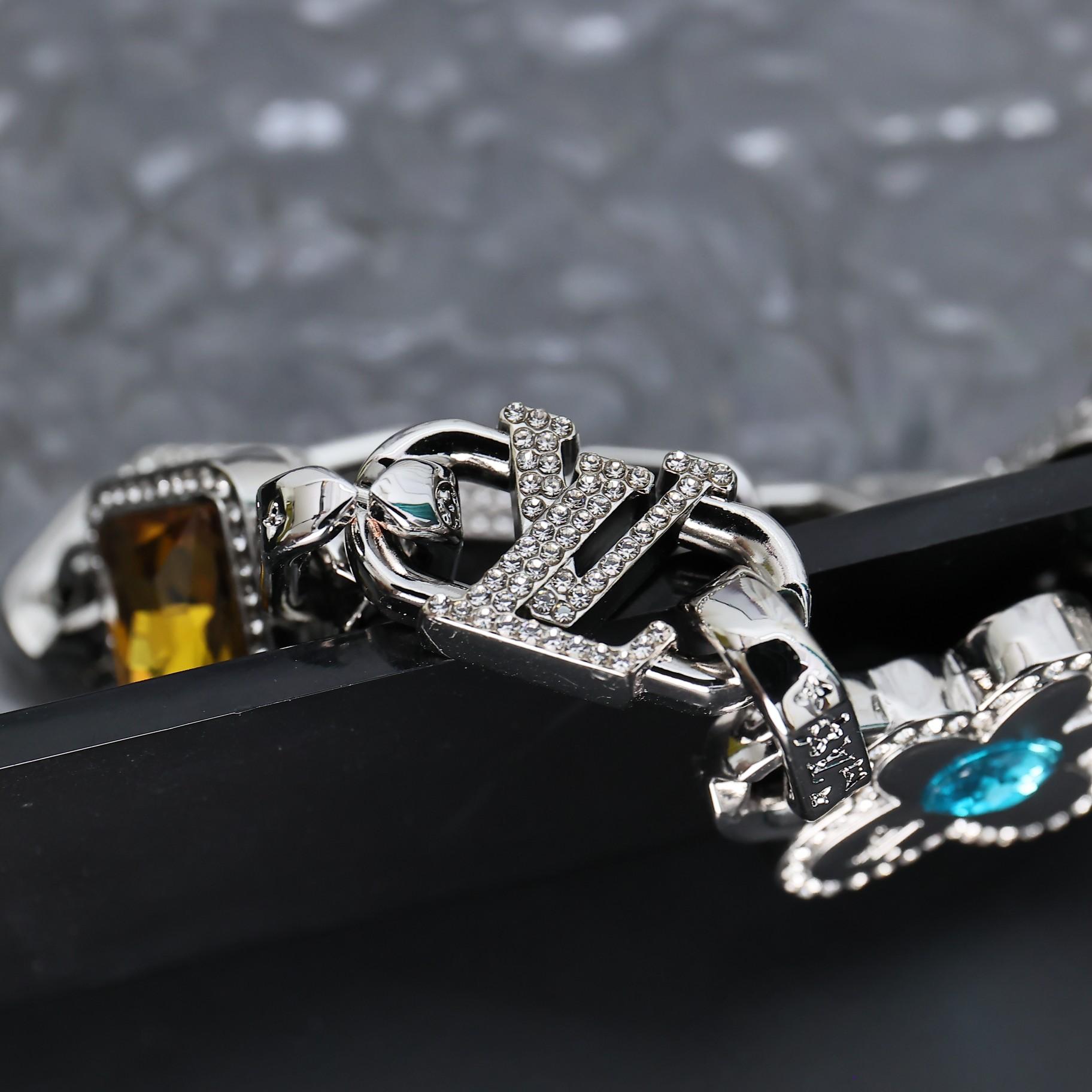 Louis Vuitton Paradise Stone Bracelet   M1594M - FashionPlug