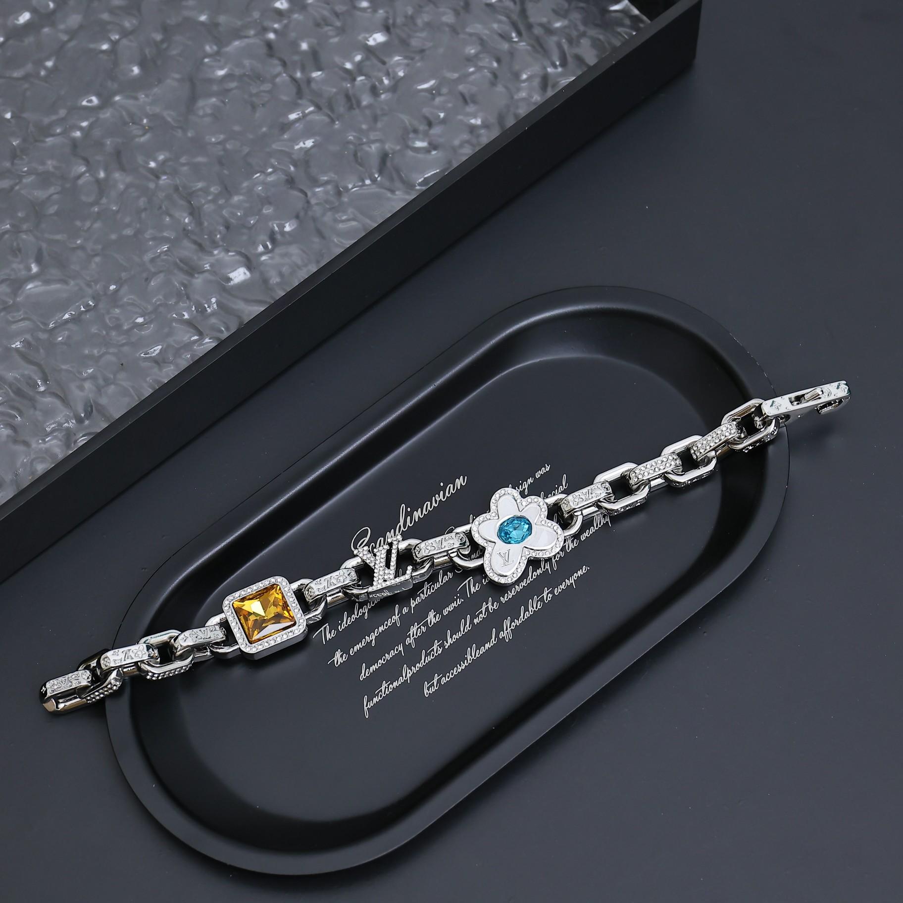 Louis Vuitton Paradise Stone Bracelet   M1594M - FashionPlug