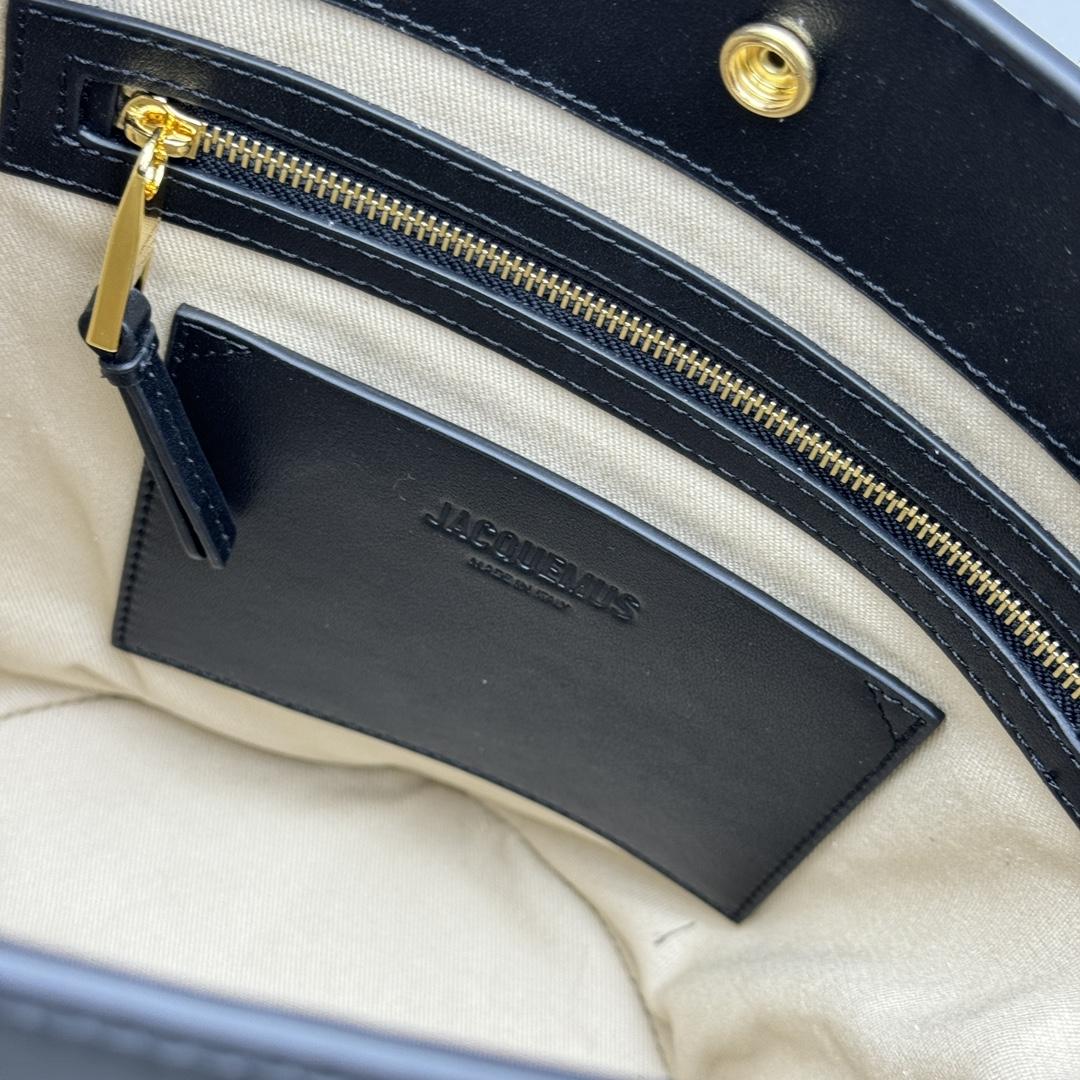 Jacquemus Le petit Tourni Mini Knotted Bucket Bag - FashionPlug