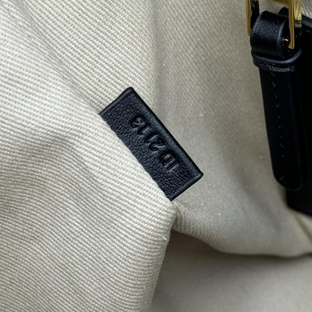 Jacquemus Le petit Tourni Mini Knotted Bucket Bag - FashionPlug