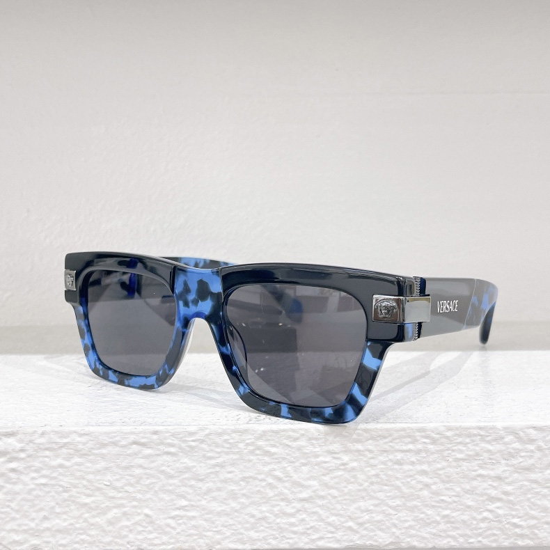 Versace Sunglasses - FashionPlug