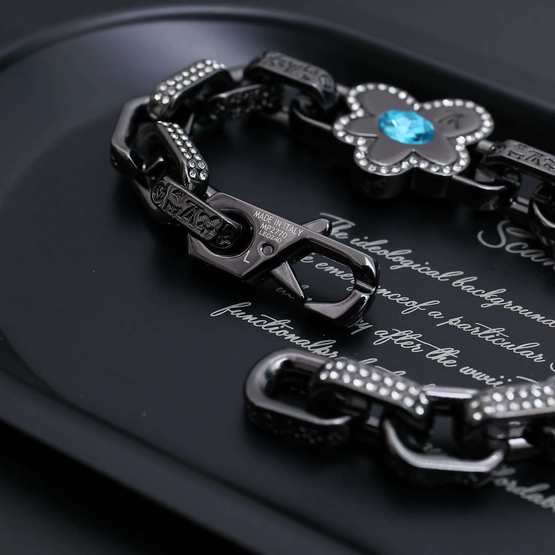 Louis Vuitton Paradise Stone Bracelet   M1594M - FashionPlug
