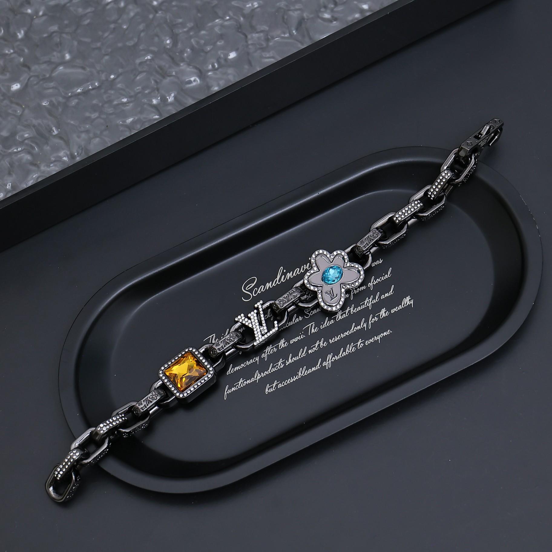 Louis Vuitton Paradise Stone Bracelet   M1594M - FashionPlug