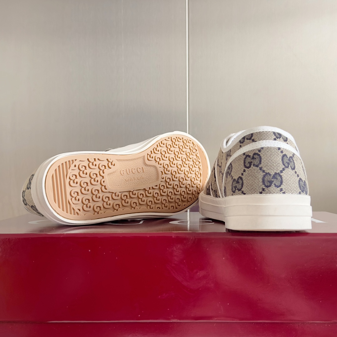 Gucci GG Sneaker  - FashionPlug