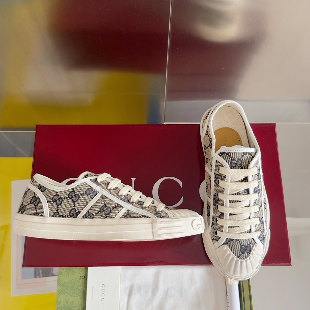 Gucci GG Sneaker  - FashionPlug