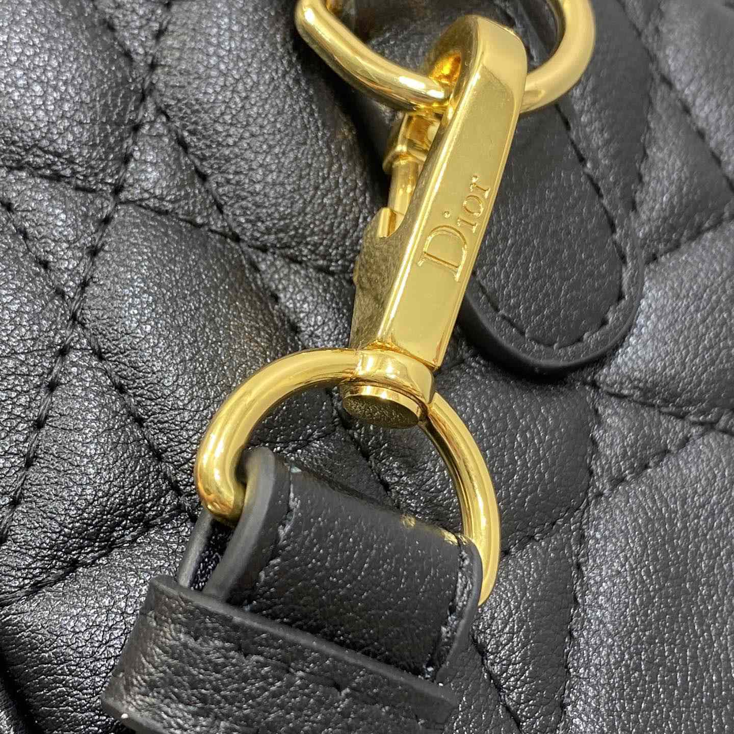 Dior Groove 25 Bag - FashionPlug