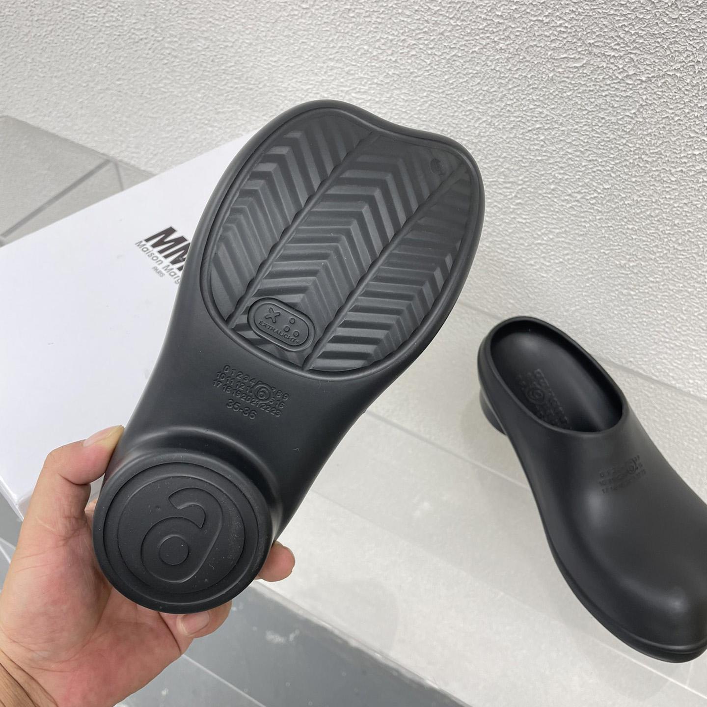 MM6 Maison Margiela Anatomic Numbers-motif Slippers - FashionPlug