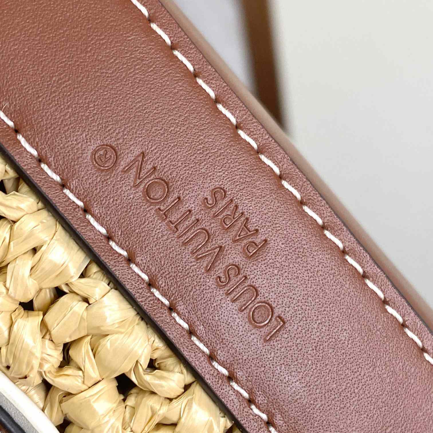 Louis Vuitton Noé BB  M24722 - FashionPlug