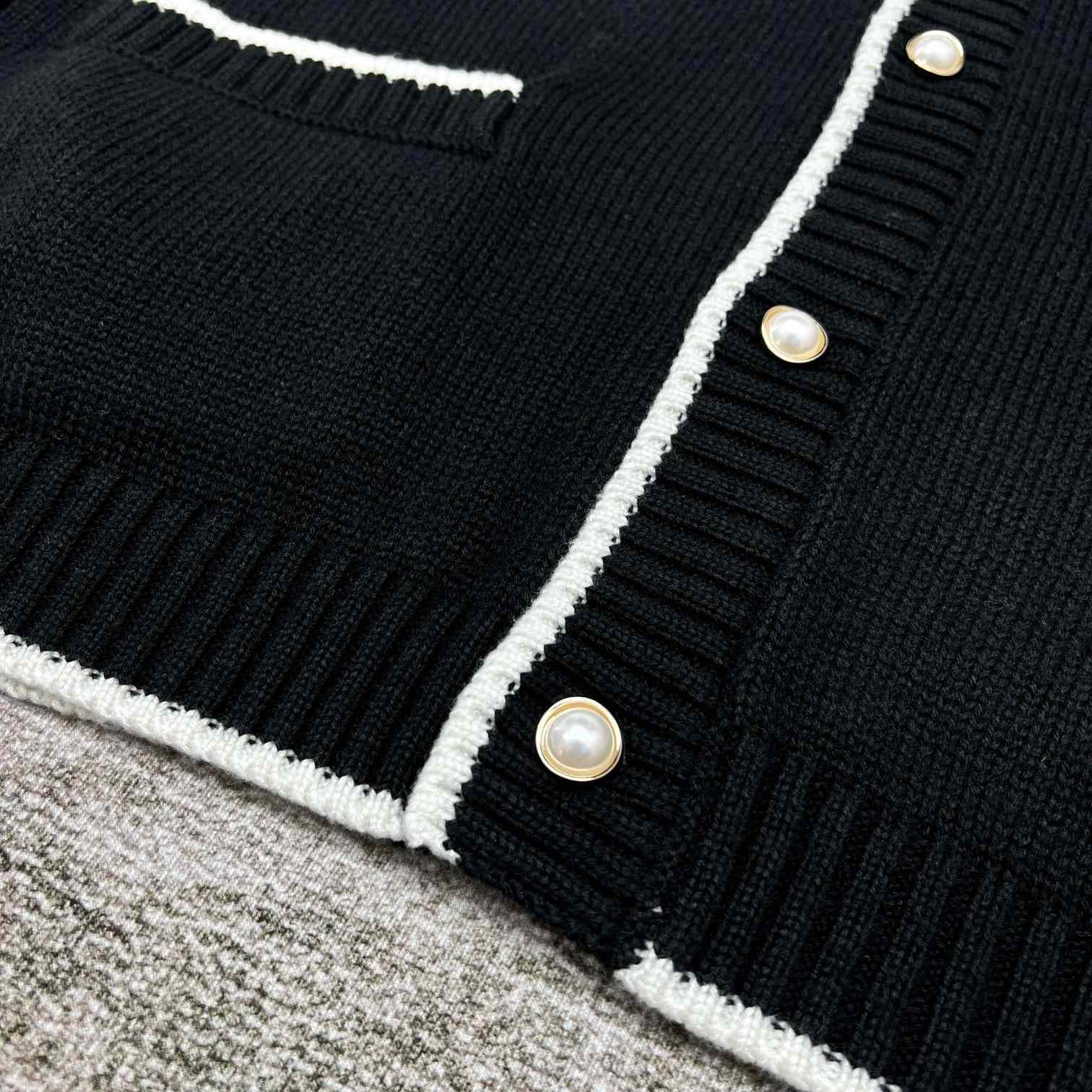 Casablanca Logo-embroidered V-neck Cardigan   D0026 - FashionPlug