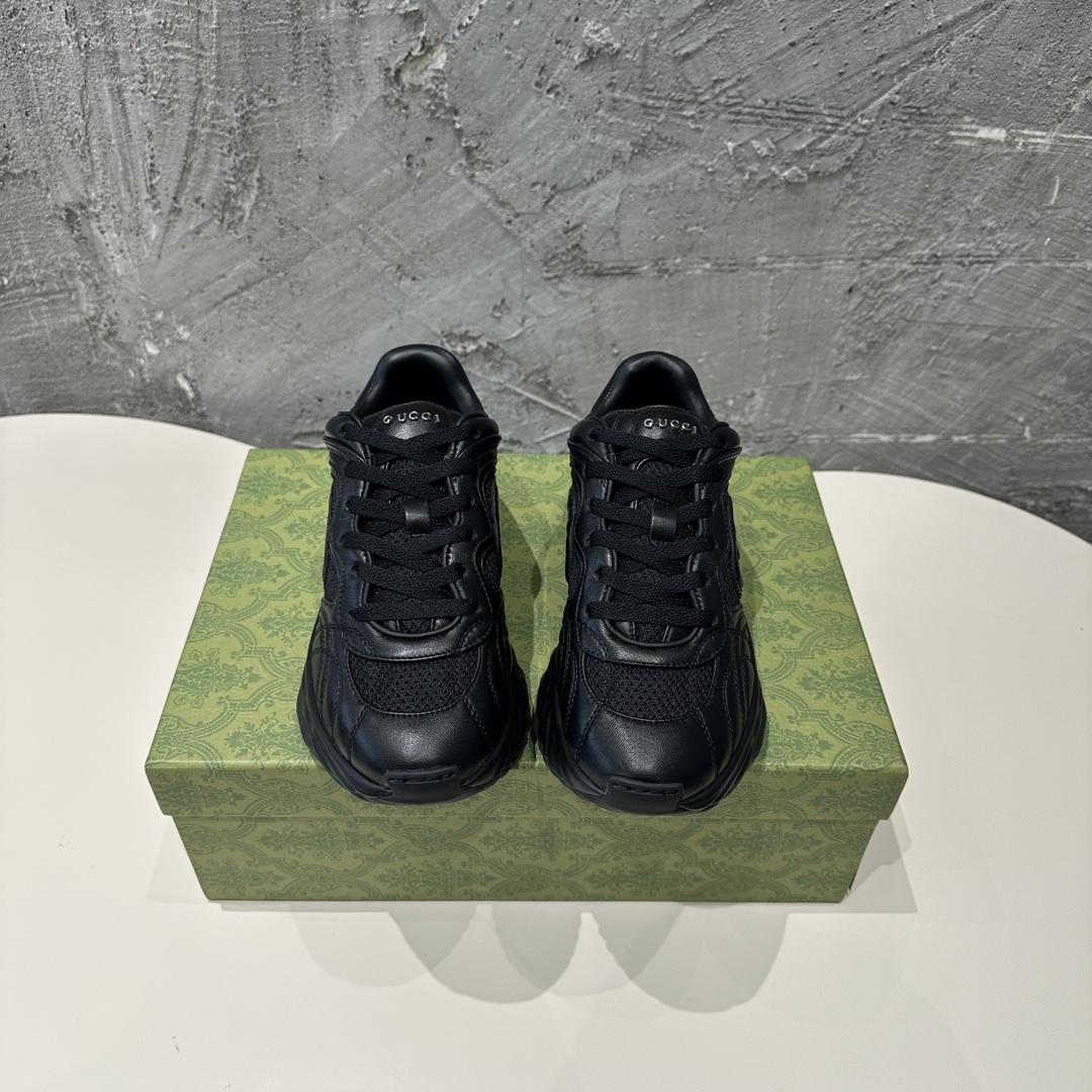 Gucci Ripple Sneaker  - FashionPlug