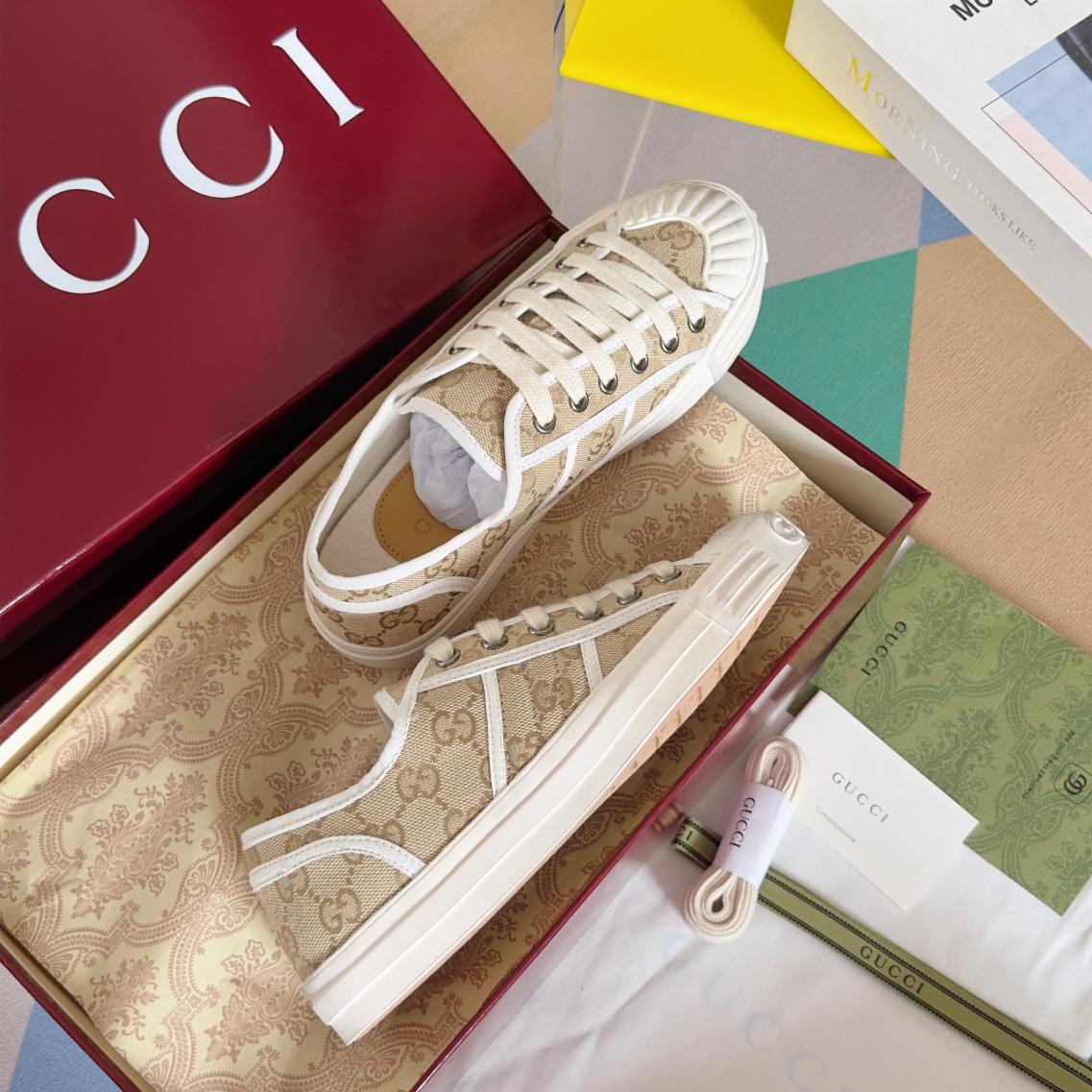 Gucci GG Sneaker  - FashionPlug