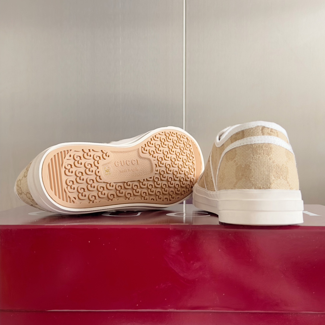 Gucci GG Sneaker  - FashionPlug